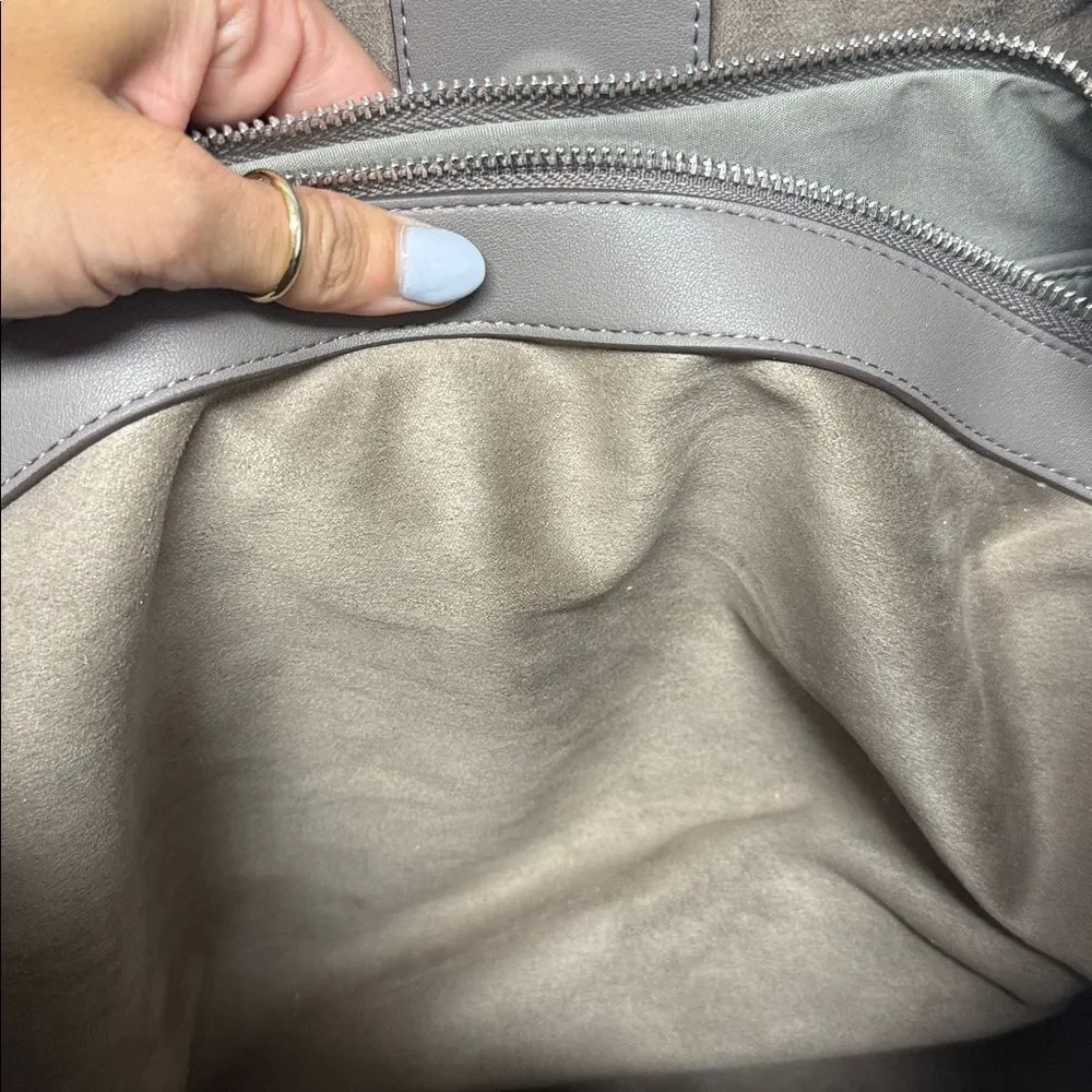 Elegant Taupe Leather Tote Bag SONDRA ROBERTS Squared Leather Gray LIKE NEW